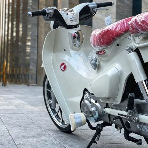 Honda Super Cub C125 2025 (Bản Custom) 5 z7255736594468 5b4df07f8dd62853c084641e6bd6f13b