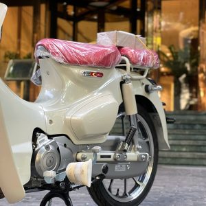 Honda Super Cub C125 2025 (Bản Custom) 2 z7268330934284 b648c26dcf04e297ae5bf84aa067721e
