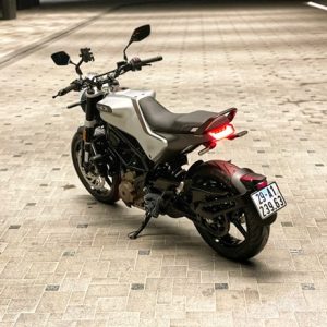 Husqvarna Vitpilen 400 2024 29A1-239.63 6 z7317256665507 0bca28ad9fb8706ea4c255ee21b9af29