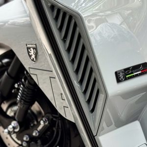 z7370311221270 2a9c5eaff211374c455bee2e5594bfc5