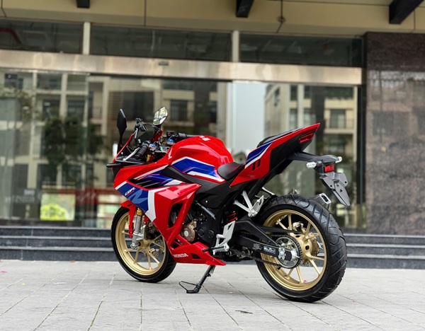 z7476131564410_a5755630e6f06664eb98eddea33c371b z7476131564410 a5755630e6f06664eb98eddea33c371b