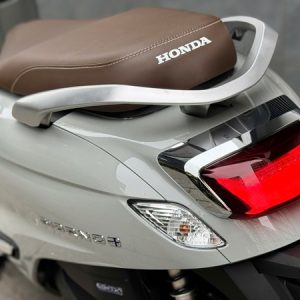 z7523857305132 88674b704c017a7c649effd81e992056