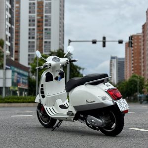 Vespa GTS Super ABS 125 29B2-278.85 3 1784444101532 3804525124514691669 g956551591846218207 d48d91b0b45b0f36ed7ff57b648c2a7d