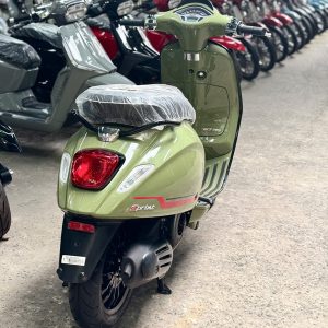 Vespa Sprint S150 2025 (Xe mới) 2 1784618549539 3804525124514691669 g956551591846218207 4b3eb2beacf6ab79160040344ae1ca6c
