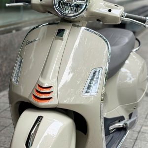 Vespa GTS 150 Smartkey (Hồ sơ 2023) 4 1786765751107 3804525124514691669 g956551591846218207 10dcab6315b283a0d2eb0dd68e6aa333
