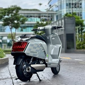 Lambretta X300 GT (Hải Quan) 9 1787554397935 3804525124514691669 g956551591846218207 80b4c09fc442b5f207870c066a5f5cfa