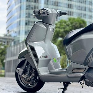Lambretta X300 GT (Hải Quan) 3 1787554397954 3804525124514691669 g956551591846218207 22e27765795820040bf7d897265f4a12