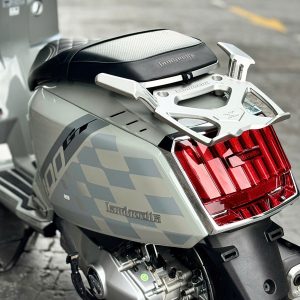 Lambretta X300 GT (Hải Quan) 4 1787554397969 3804525124514691669 g956551591846218207 db075afc9cac21a7fe974b9b3c541638