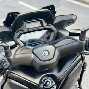 Yamaha Xmax 300 2025 29A1-223.27 7 1789116043281 3804525124514691669 g956551591846218207 5b72d1732a676adb330efe6d239f0451
