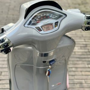Vespa Sprint 125 ABS (Hồ sơ thu hồi) 6 1790481429823 1323859251918540742 g956551591846218207 5353f8b804f3007115a48a33a90073e9
